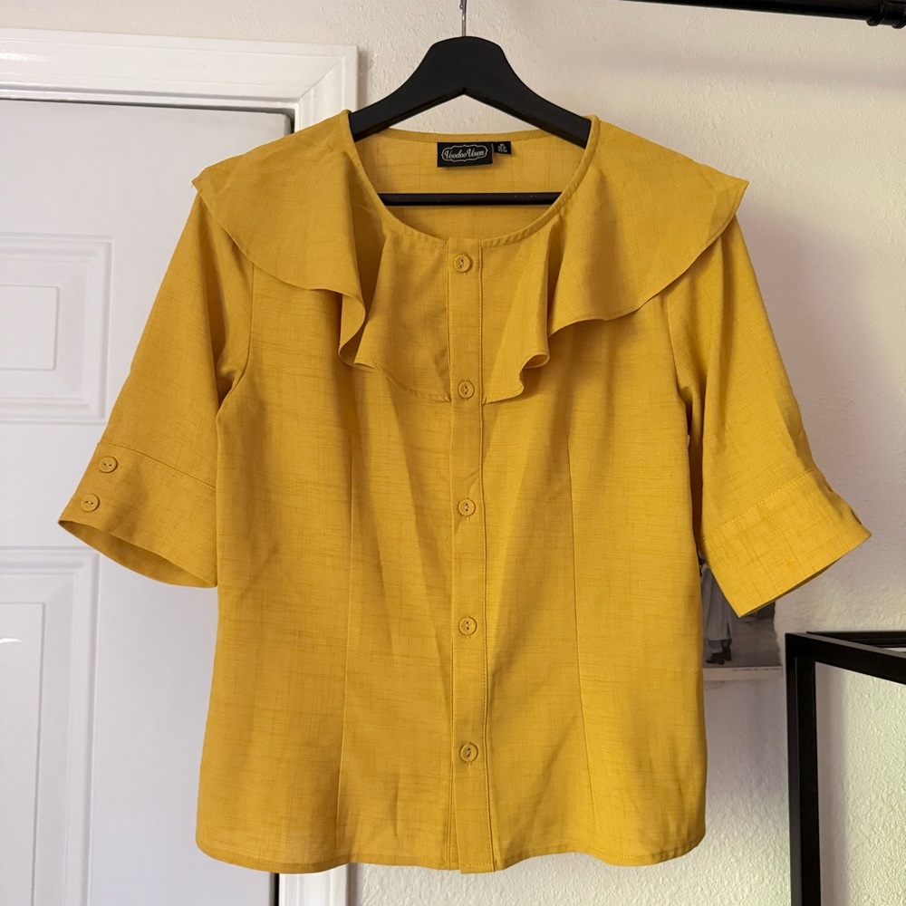 VOODOO VIXEN yellow ruffle collar button up short puff sleeve mod pinup blouse